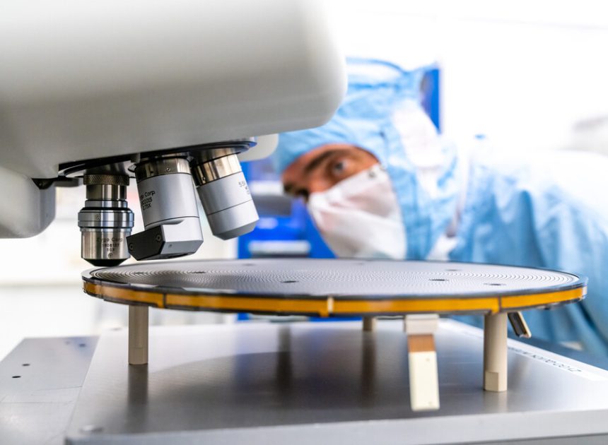 «Serías muy estúpido si la fastidias teniendo el mayor presupuesto para investigación de la industria de los chips»: Marc Hijink, experto y autor de ‘The ASML Way’