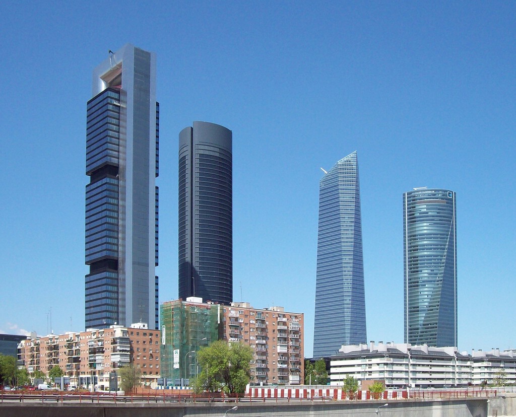 El futuro de las Big Four pasa por los perfiles senior. El motivo: la IA está haciendo el trabajo que antes hacían los junior